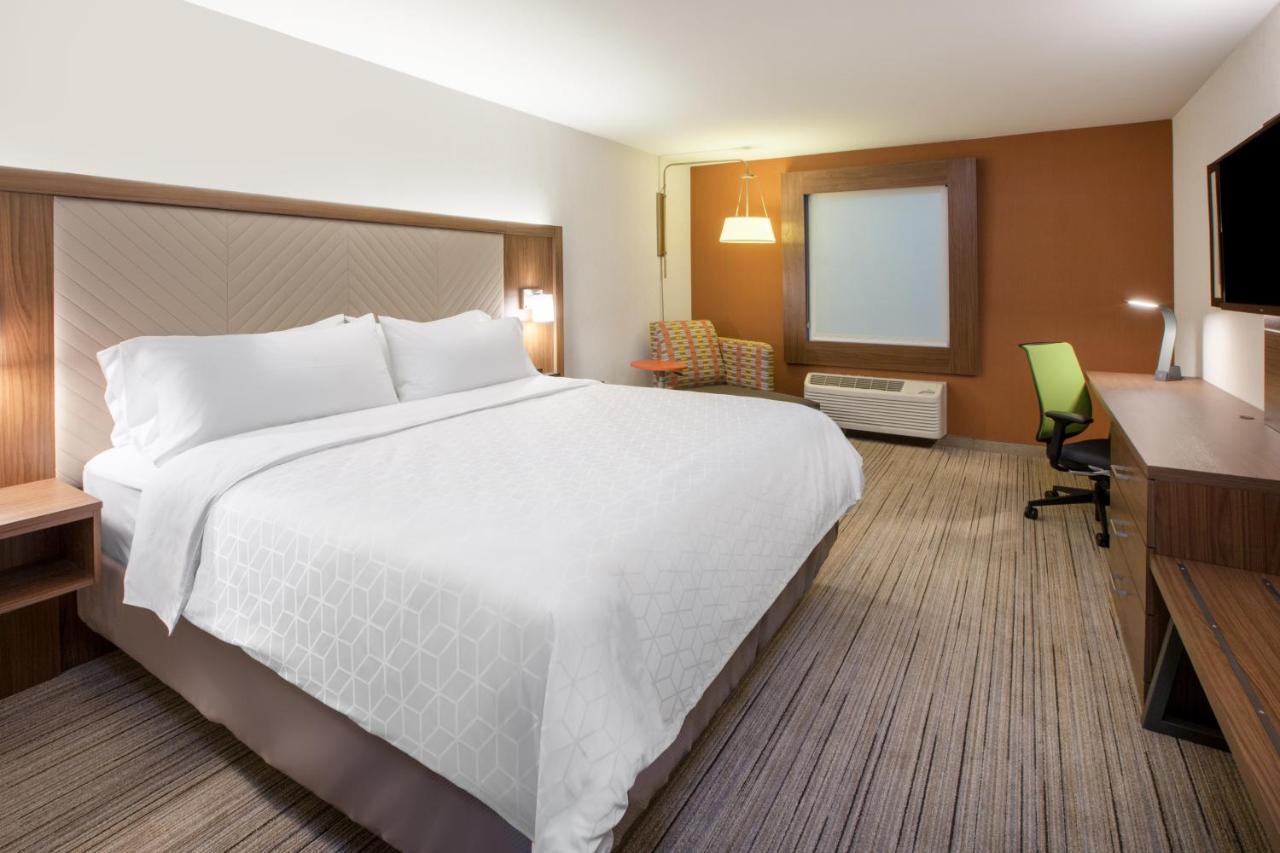 Holiday Inn Express & Suites Tuscaloosa East By Ihg Exterior photo